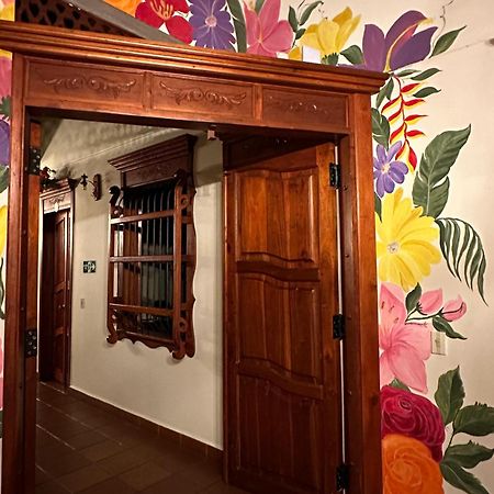 La Casa De Las Flores Hostal Jardín Kültér fotó