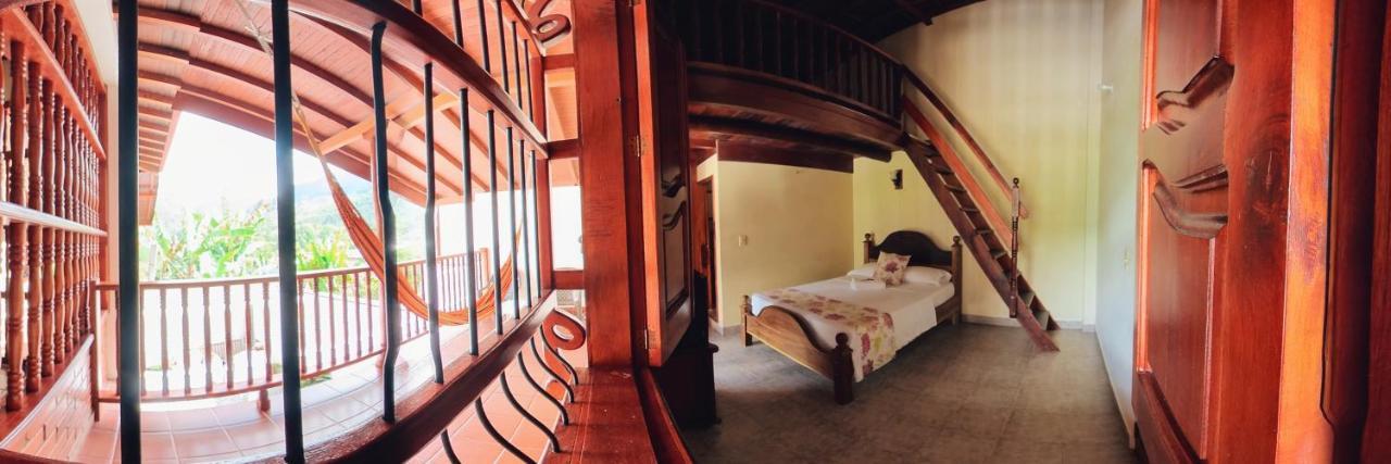 La Casa De Las Flores Hostal Jardín Kültér fotó
