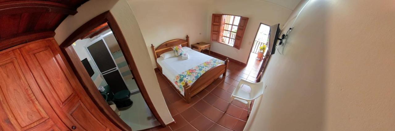 La Casa De Las Flores Hostal Jardín Kültér fotó