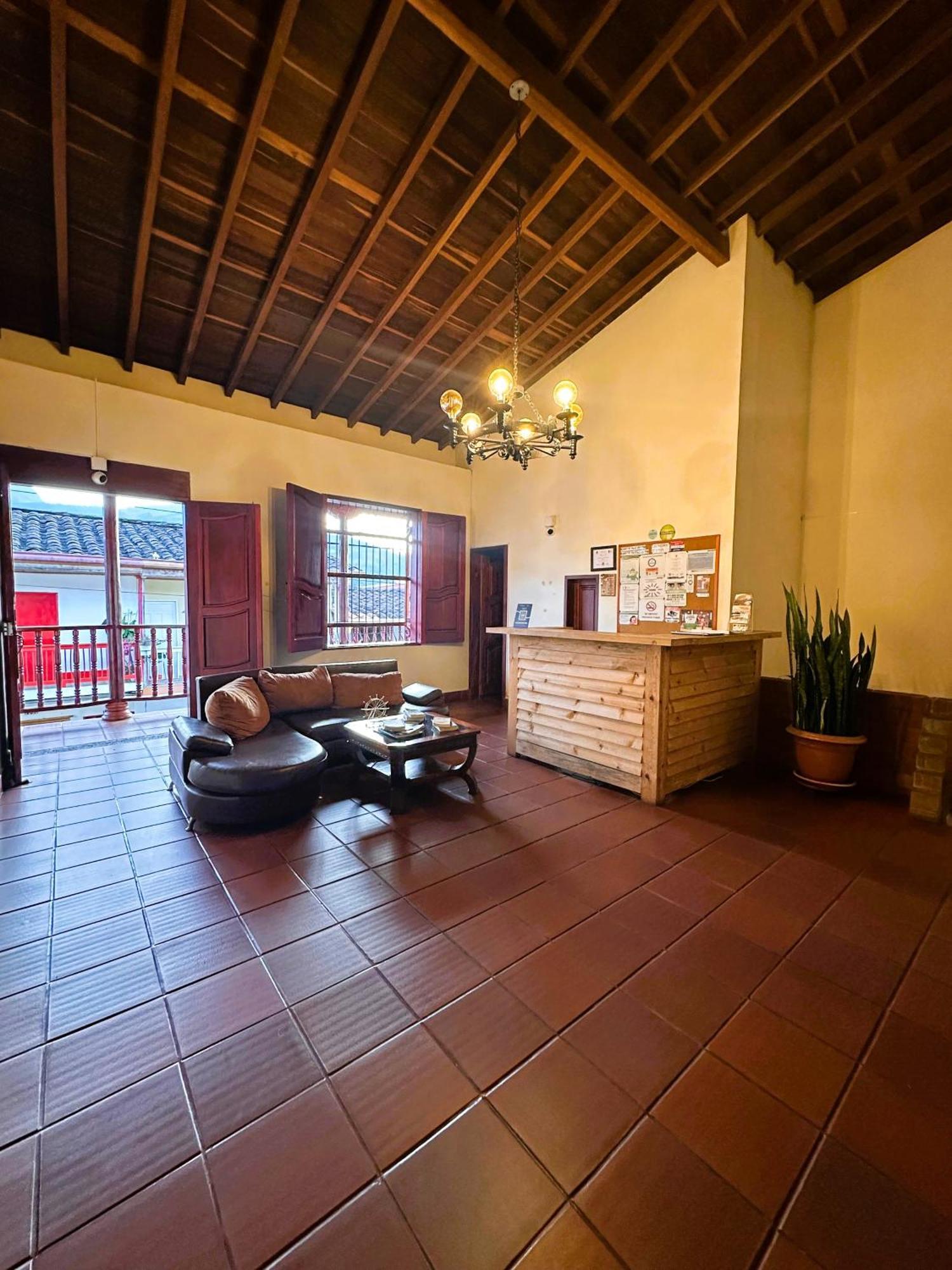 La Casa De Las Flores Hostal Jardín Kültér fotó